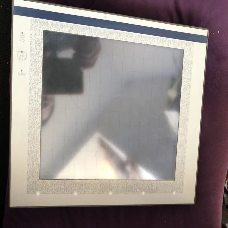 터치 스크린 XBTF 034310 상태가 좋음