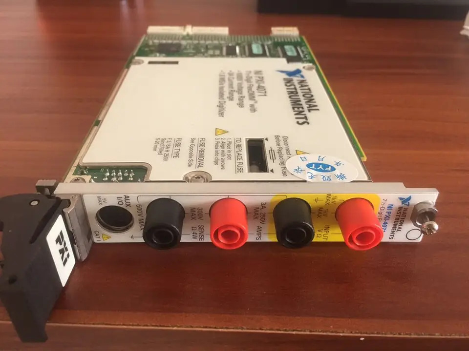 오리지널 NI PXI-4071 7 A 하프 디지털 멀티미터 778271-01