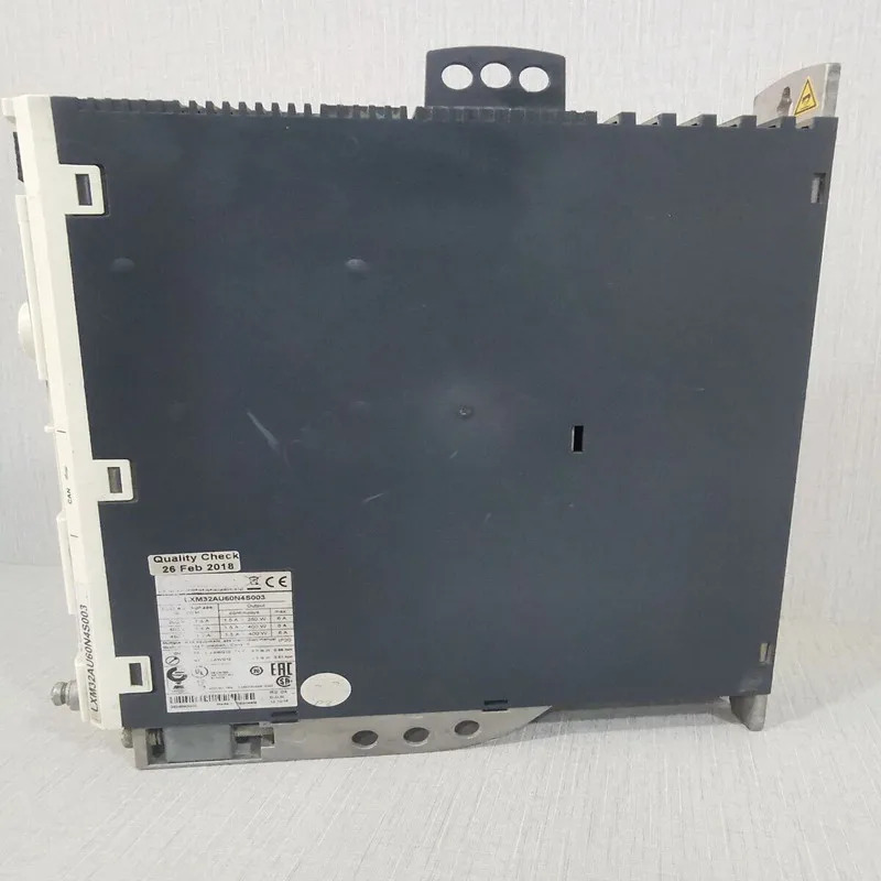 서보 드라이브 LXM32AU60N4 상태