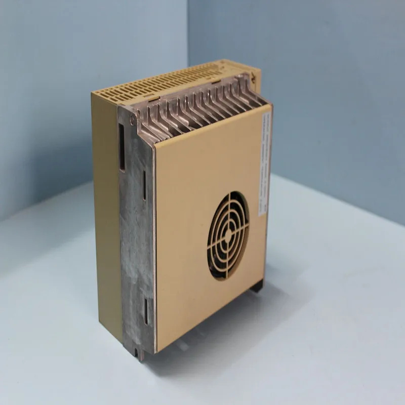 서보 드라이브 SGDM-08ADA
