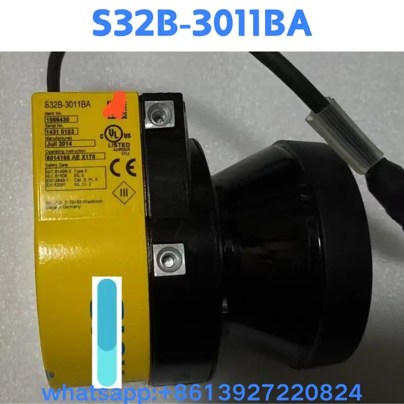 리퍼 스캐너 S32B-3011BA 1056430 OK