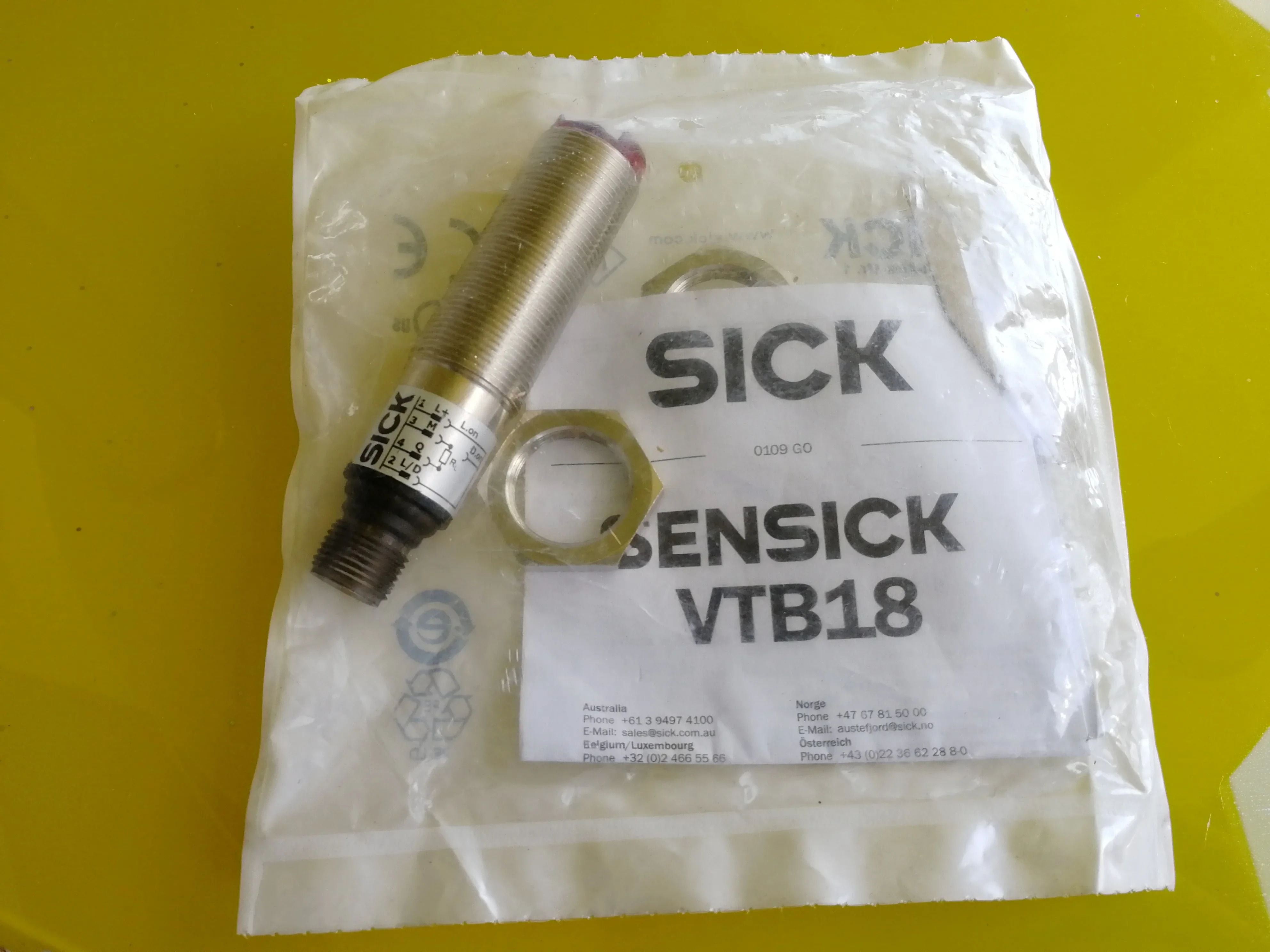 2025.4 SICK 광전센서 6030189 VTB18-4P1240 포장