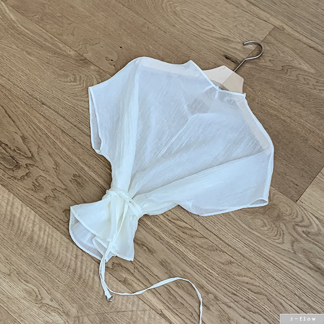 리올로 반목 루즈핏 시스루 텐셀 블라우스 2col 봄 여름 스트랩 오간자 모크넥 제이플로우 이미지 4