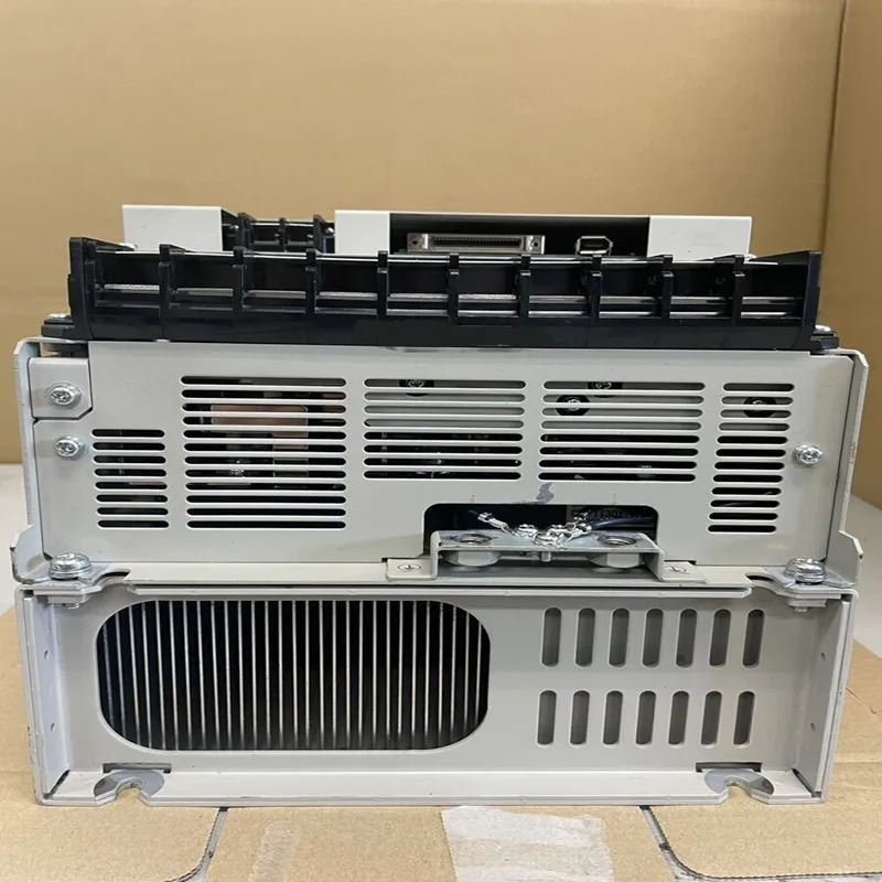 서보 드라이브 SGDM-60ADA