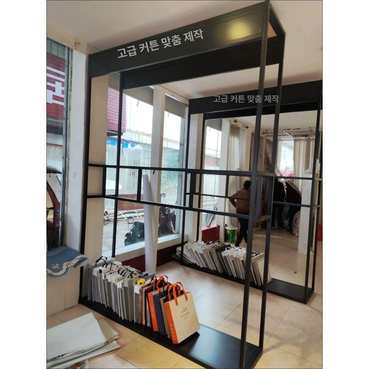 대형 커튼 철제 매장용 업소용 선반 디스플레이 옷가게 전시대 의류 대량 인테리어 - 상세 이미지 3