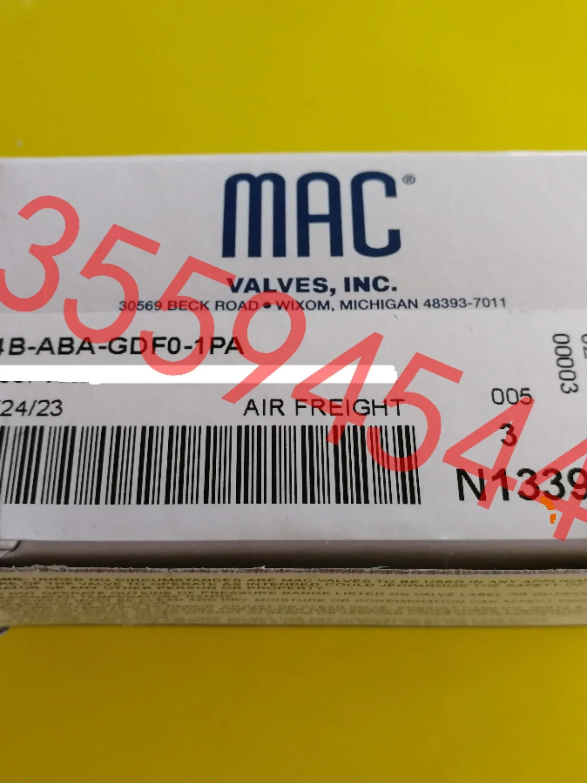 2025.4 미국 MAC 솔레노이드 밸브 44B-ABA-GDF0-1PA 포장 오리지널