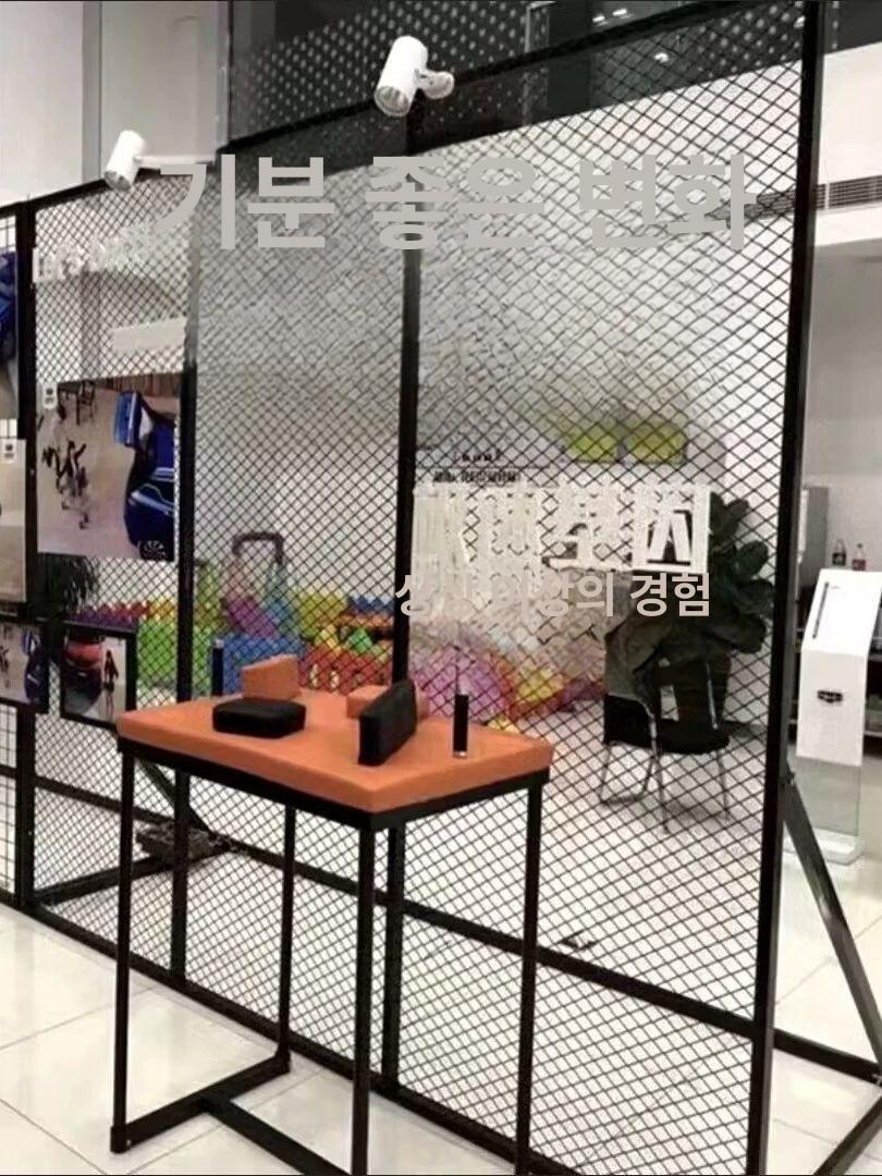 작품 격자 철제 디스플레이 메쉬 전시 네트망 이동식 스탠딩 진열대 가림막 걸이 랙 - 상세 이미지 2