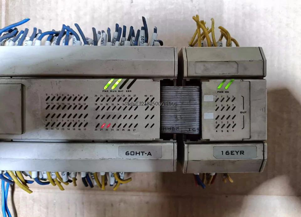 TP03-60HT-A PLC 100-240VAC 24VDC 36 입력 트랜지스터 24 출력 1 COM