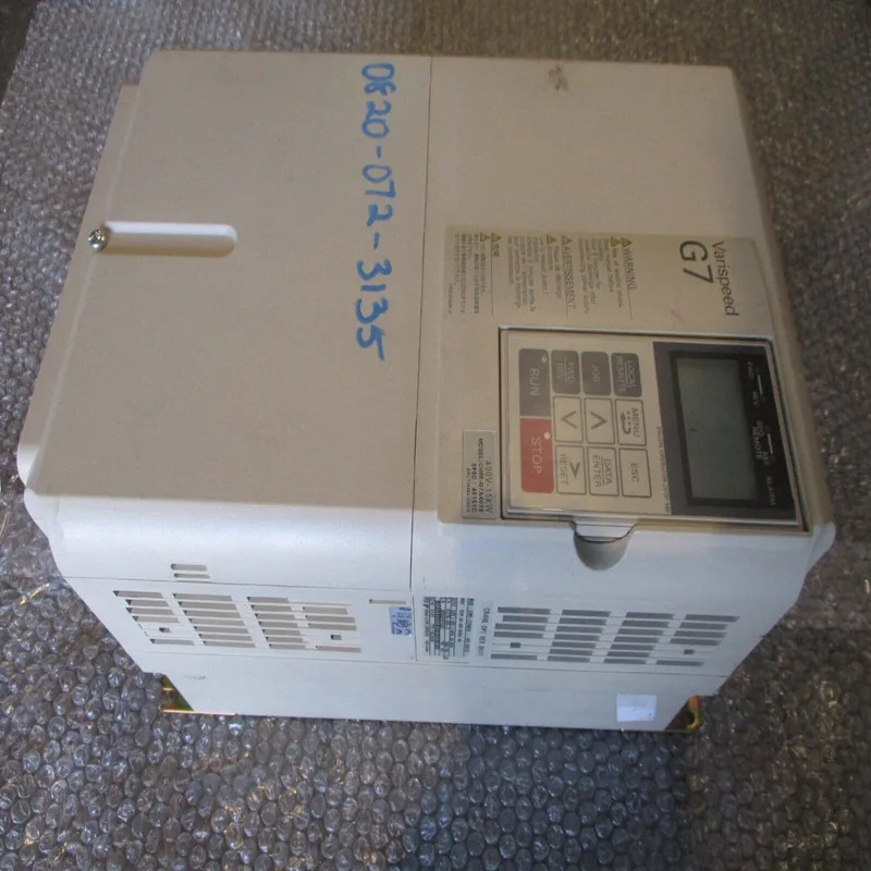 서보 드라이버 CIMR-G7A4022 상태