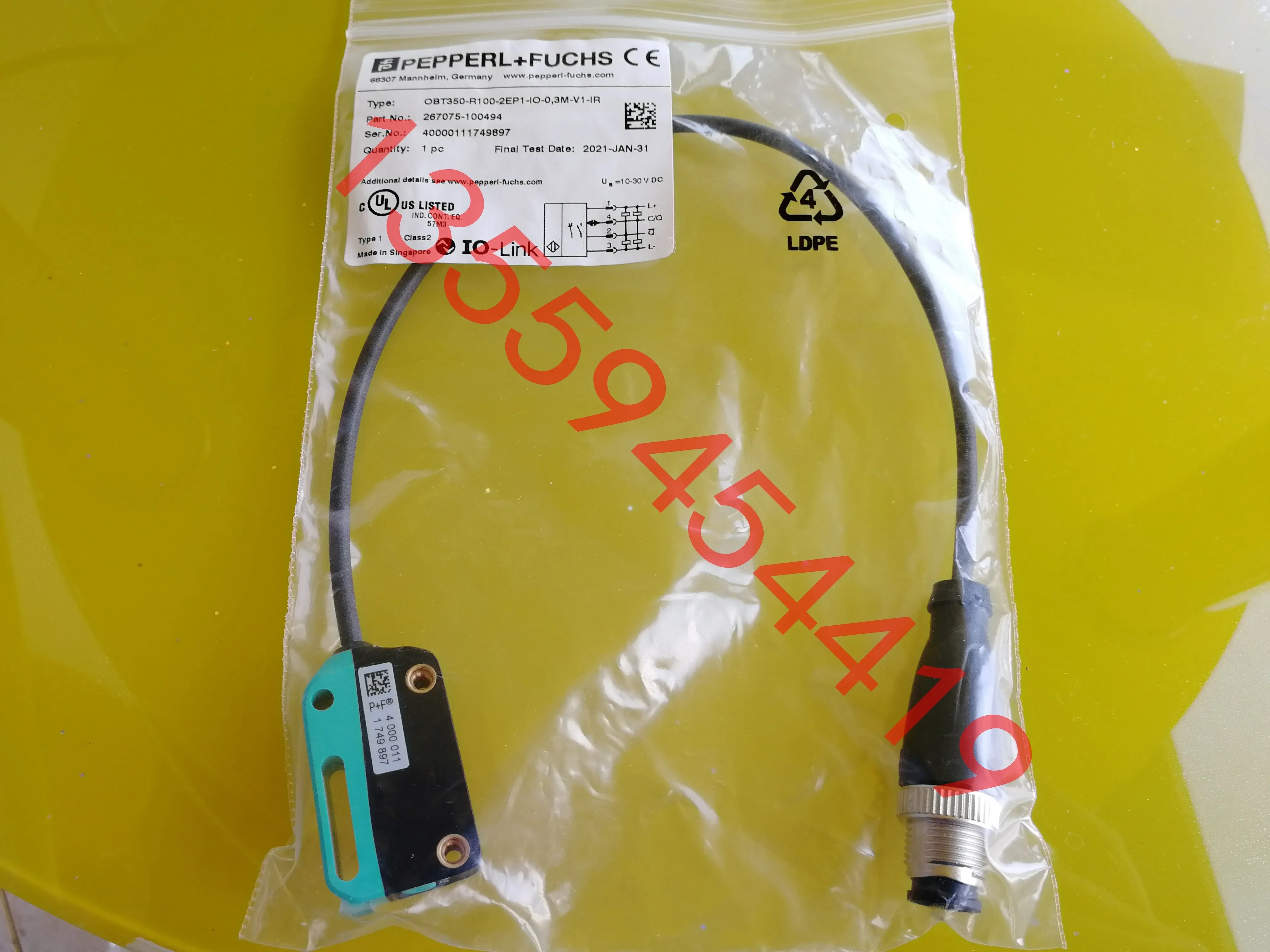 2025.4 PF 삼각형 측정 센서 OBT350-R100-2EP1-IO-0.-V1-IR
