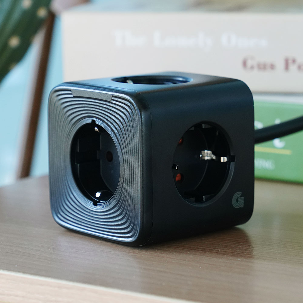 지클릭커 멀티마스터 블록 큐브 5구 멀티탭 고용량 4000W BL-Y500 블랙 - 상품 이미지