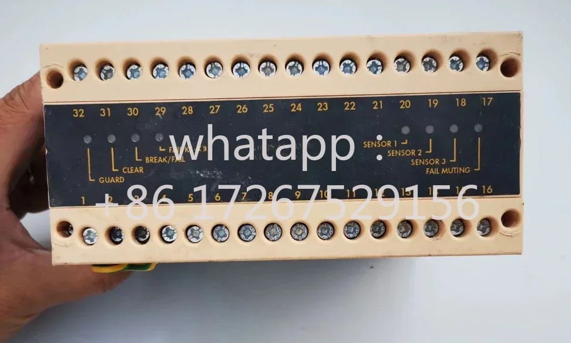 REER ARGOLUX AU S28011499 AS 안전 그리드 제어 장치 1개