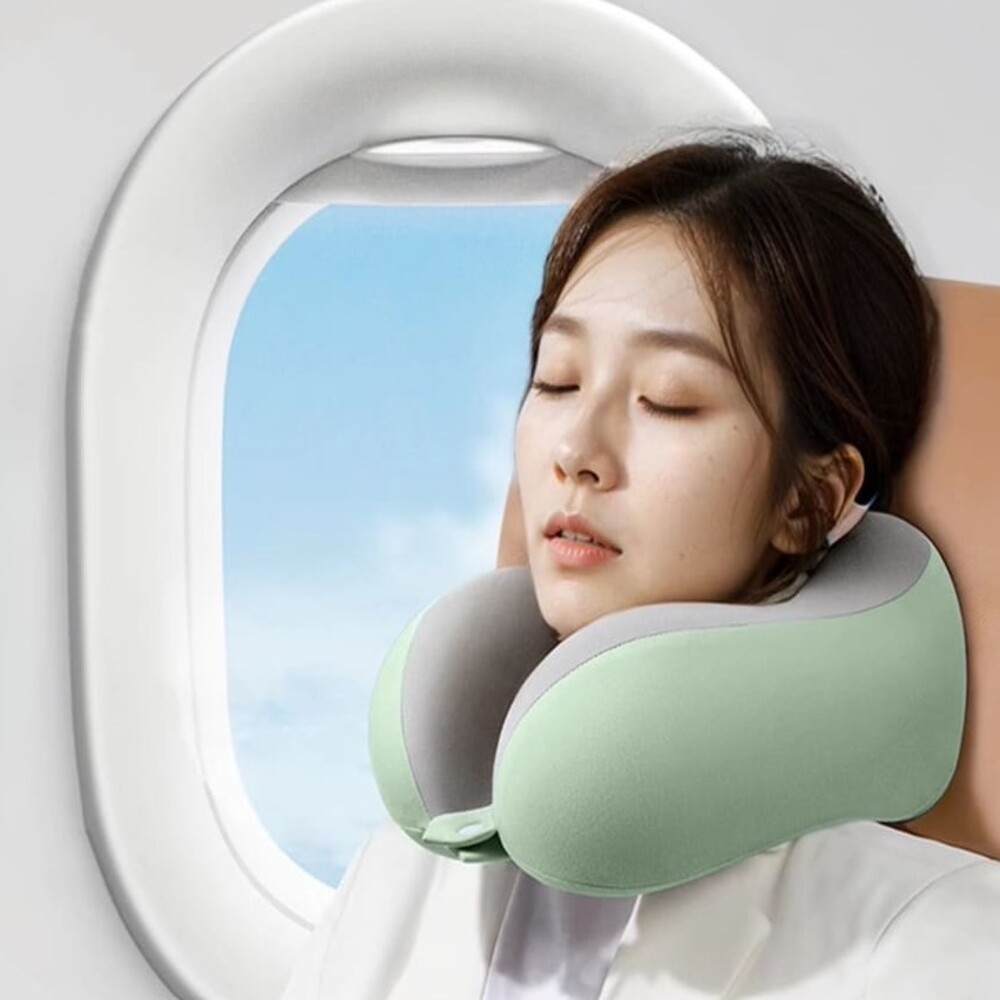 메모리폼 목베개 말랑폭신한 단추고정 360도 곡선 기능성 거북목 일자목 비행기 여행 목베개 - 상품 이미지