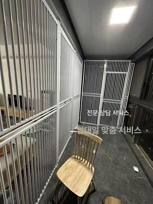 방묘문 고양이 도어 가드 강아지 방문 철제 철망 펫도어 케이지 펜스 애견울타리 - 상세 이미지 2