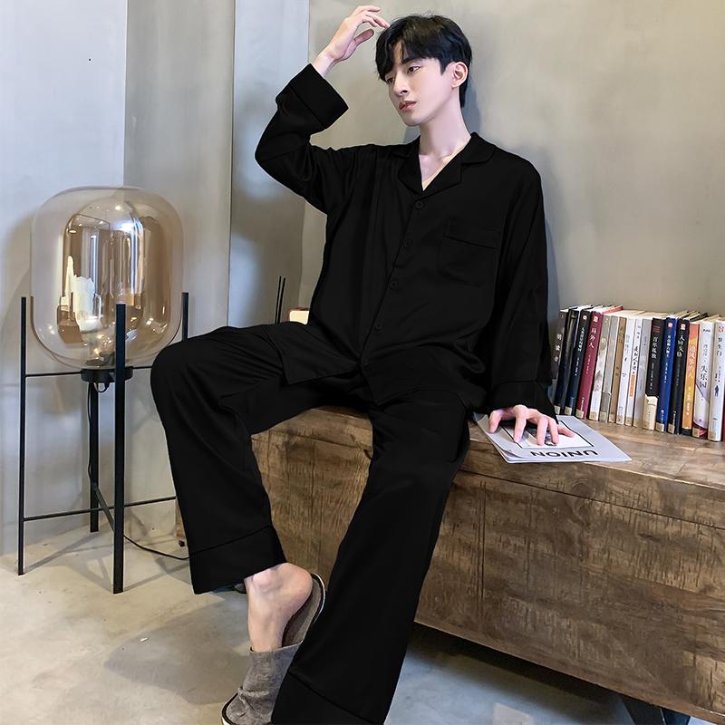 남성 고급 실크 잠옷 세트 부드러운 착용감 여름 통풍 기능성 실내복 라운지웨어 상하의 편한 홈웨어 - 상세 이미지 4