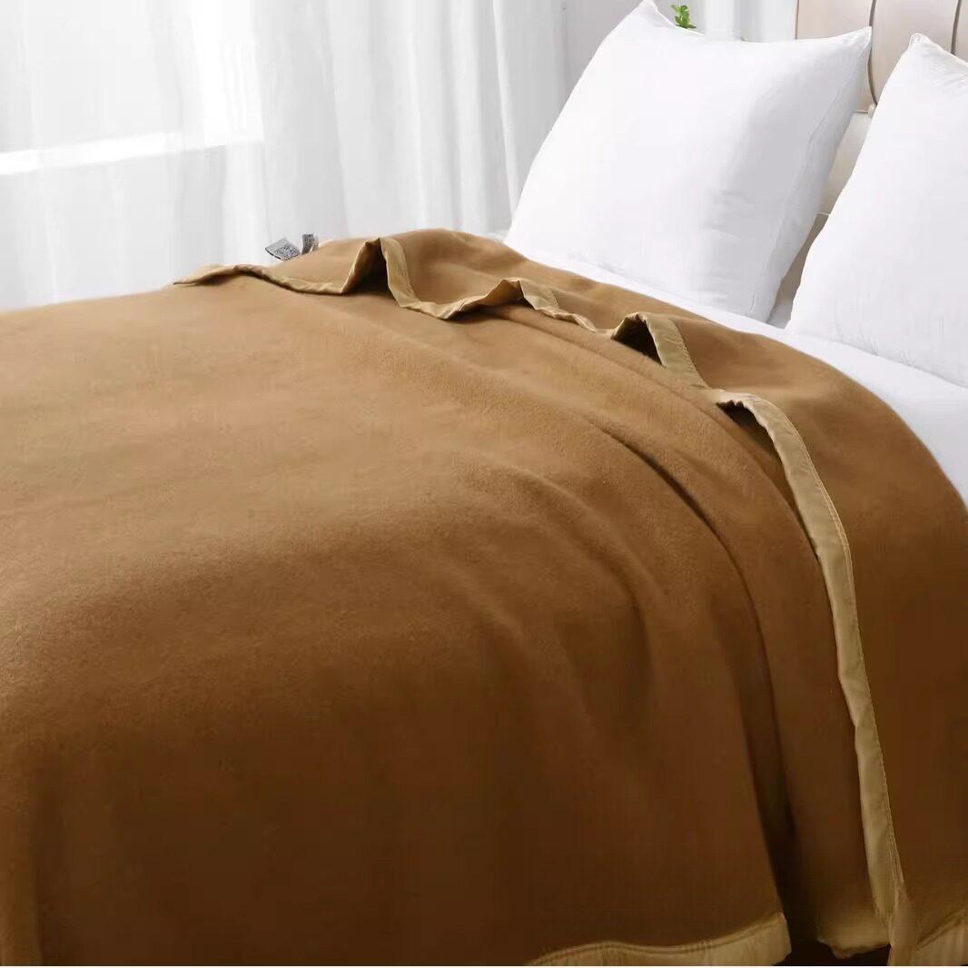 두꺼운 이불 차박 무릎담요 양모블랭킷 캠핑 양모담요 보온 겨울용 양털담요 포근한 - 상세 이미지 3