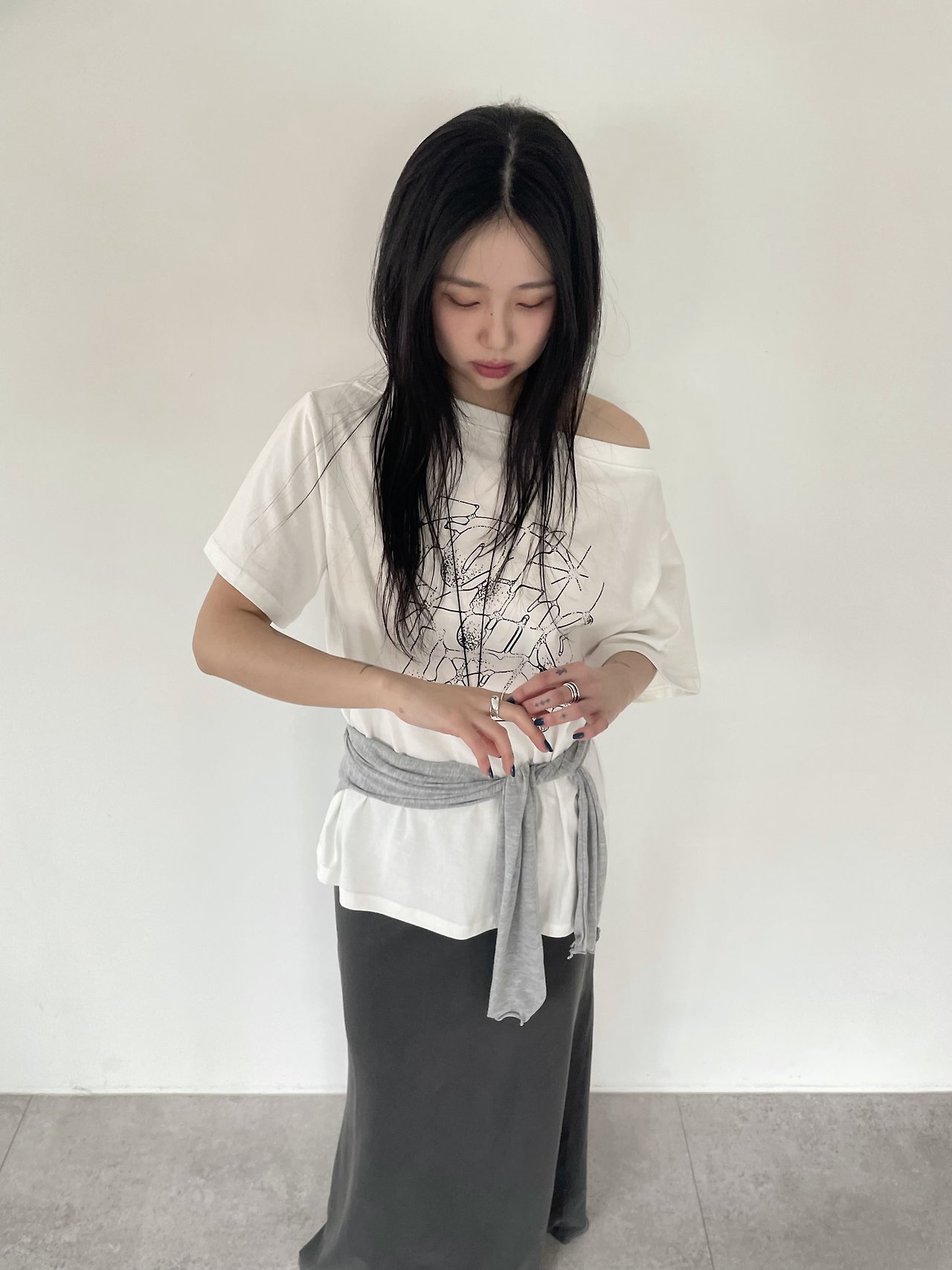 오버무드 여름 루즈핏 오프숄더 보트넥 나염 오버핏 스트릿 프린팅 반팔 티셔츠 - 상세 이미지 2