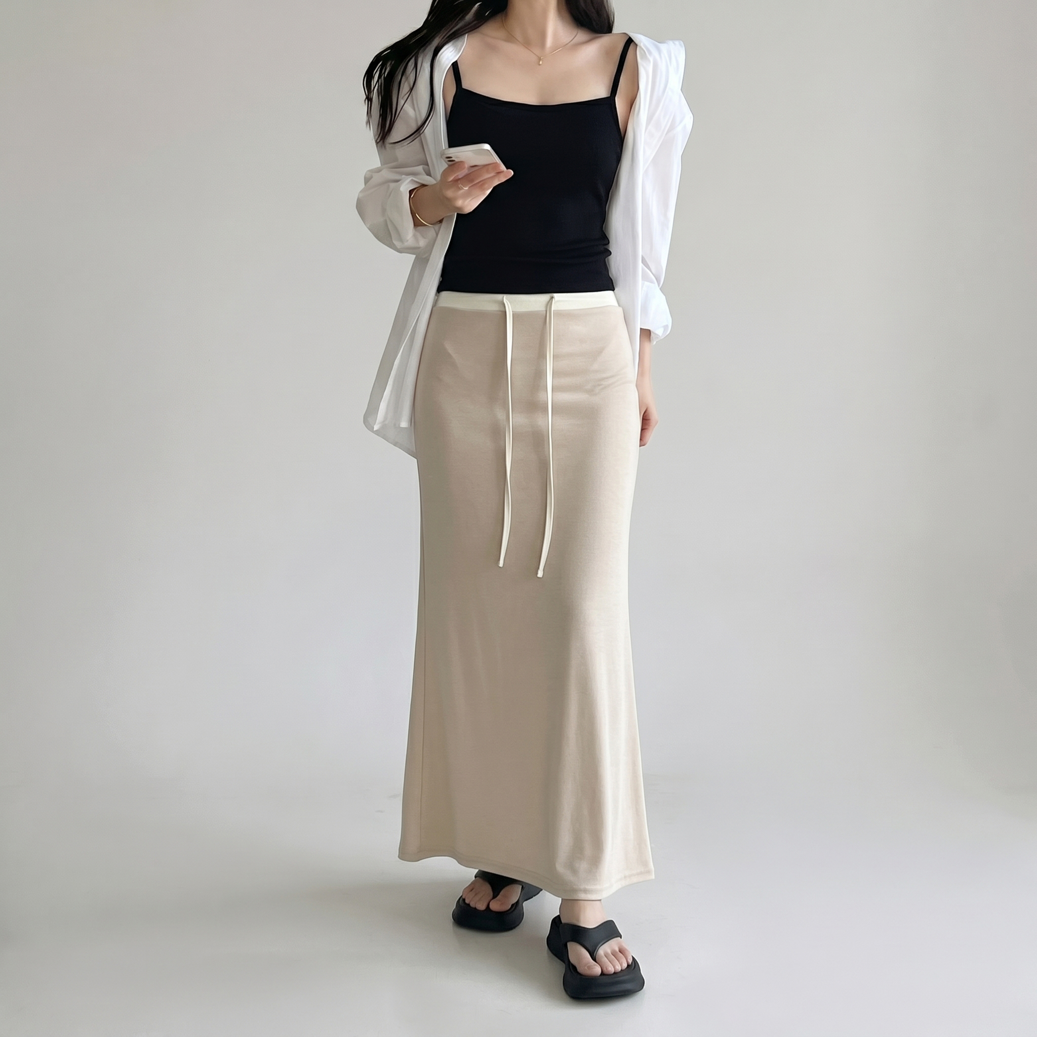 여성 차르르 맥시 롱스커트 허리조절 데일리 치마 - 상세 이미지 3