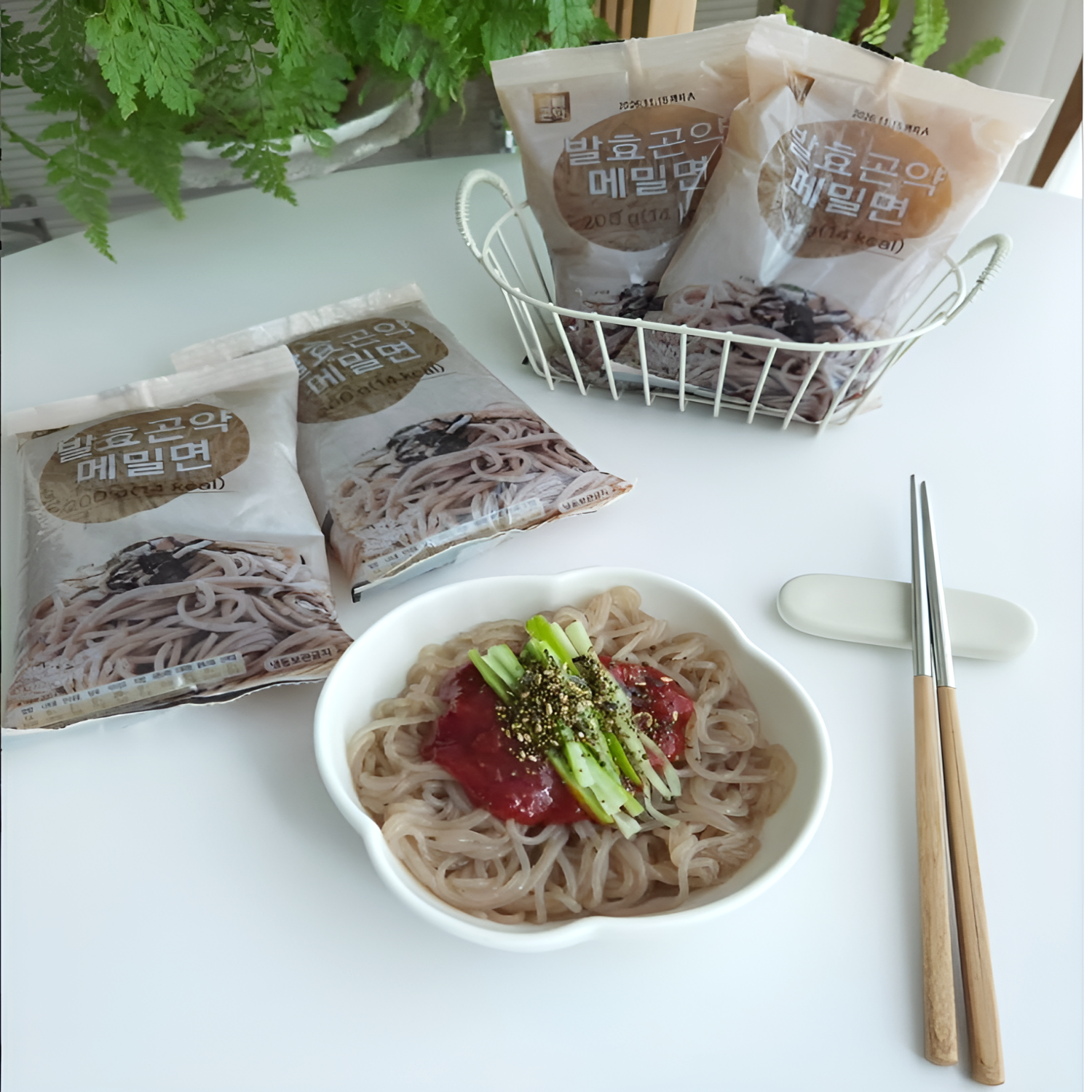 100g당 7kcal 빼빼곤약 발효곤약메밀면 200g, 20개 이미지 2