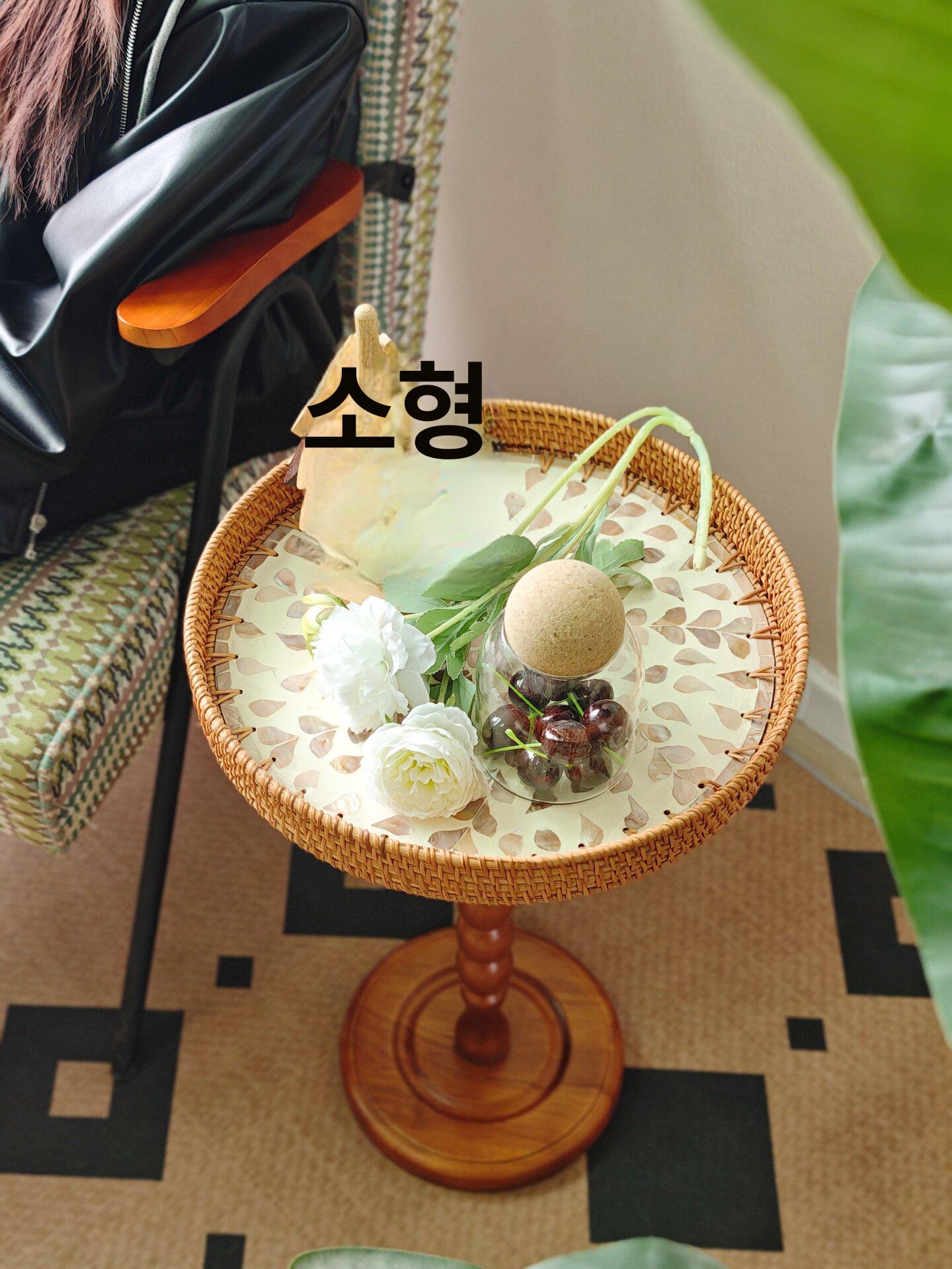 빈티지 테이블 엔틱 원목 식탁 홈카페 감성 가구 B (월넛) 높이 51cm - 상세 이미지 2