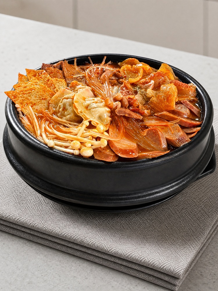 라투이 부대찌개 450g 캠핑 낚시 차박 밀키트 - 상품 이미지