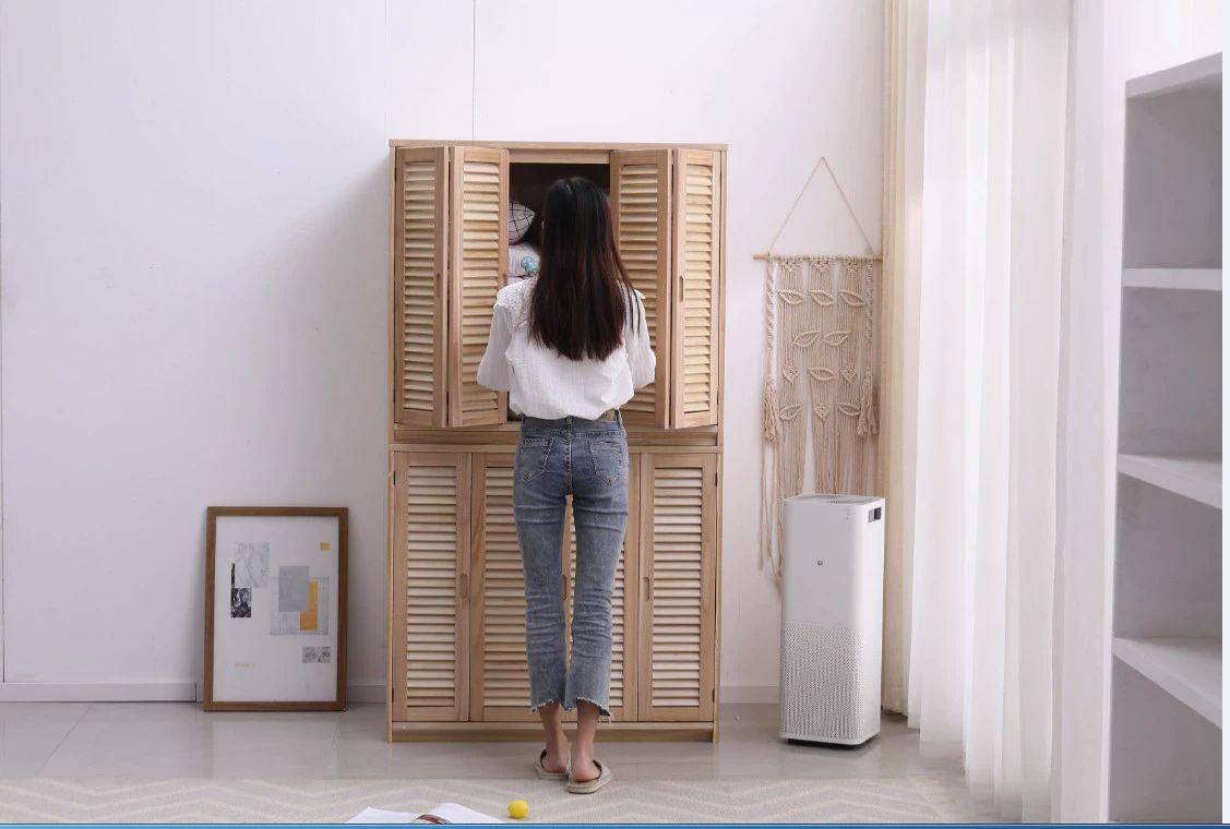 우드 나무 이불 옷장 캐비닛 침구류 보관 정리 수납장 100x60x90 내추럴 우드 루버 4개 문 조립 완료 - 상세 이미지 5