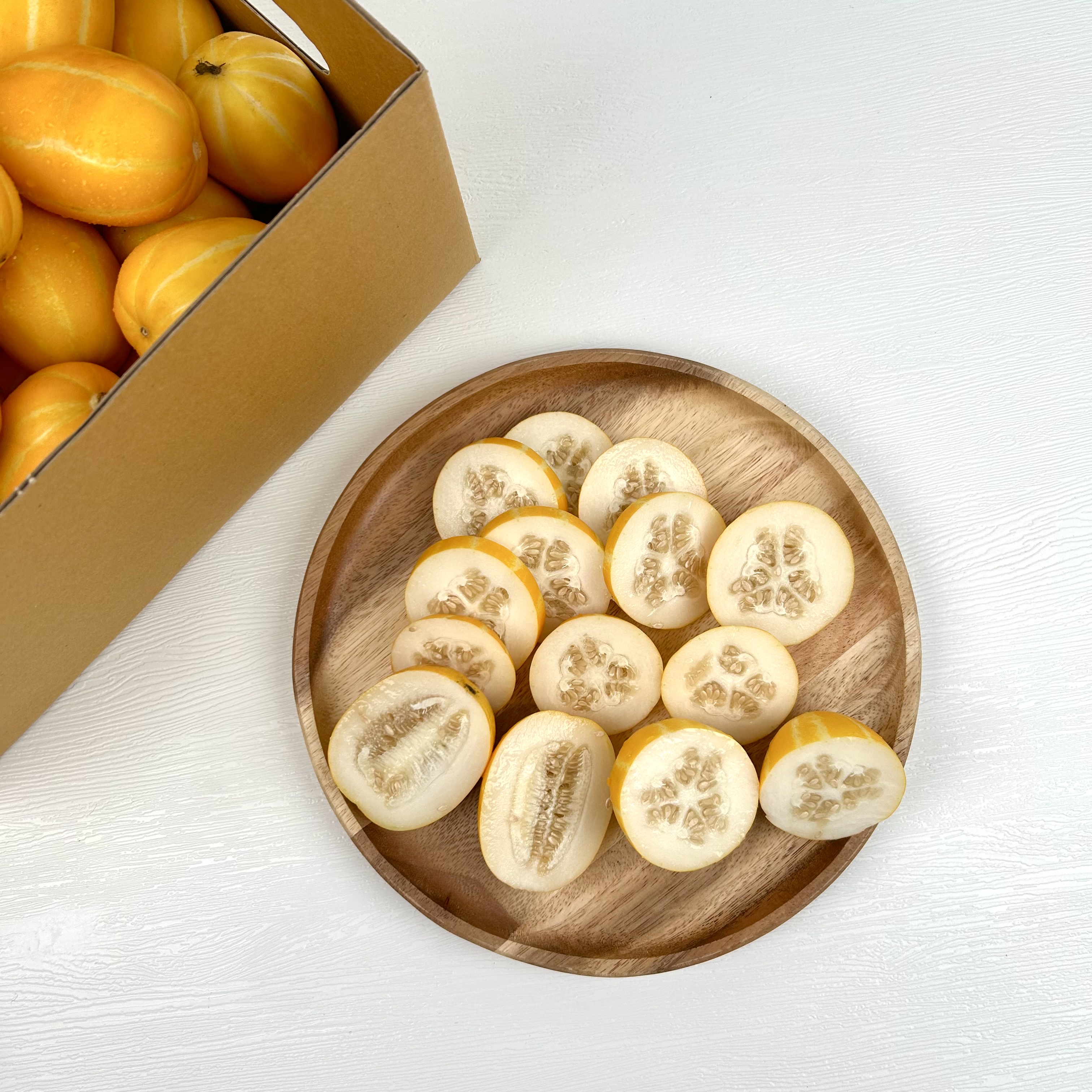 토해원 초고당도 껍질째 먹는 한입 꼬마 성주 참외 1kg 2kg 5kg - 상세 이미지 5