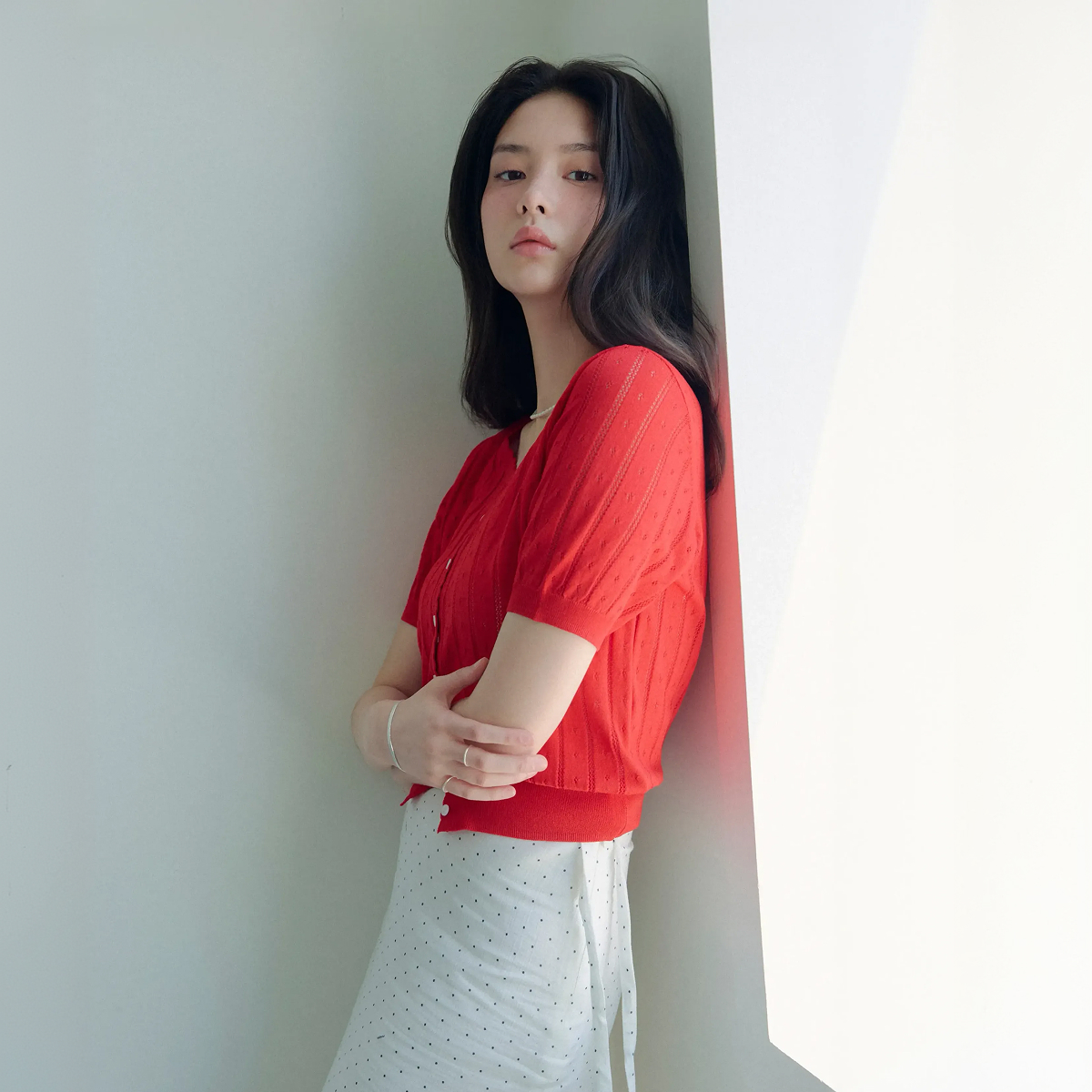 로엠 반팔 스칼럽 가디건 RMCKG26R13 이미지 4