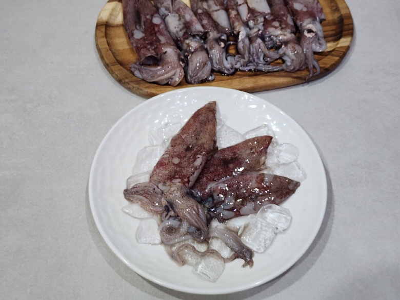 한치 회 통찜 꼴뚜끼 총알한치 찜 횟감 제철 생물 선동 이미지 8