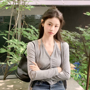 (국내제작) (레이어드한듯일체형~한여름까지쭈욱) 홀터 나시 일체형 긴팔 ... 착용 후기 | 사이즈/핏 총정리 - 상품 이미지 1