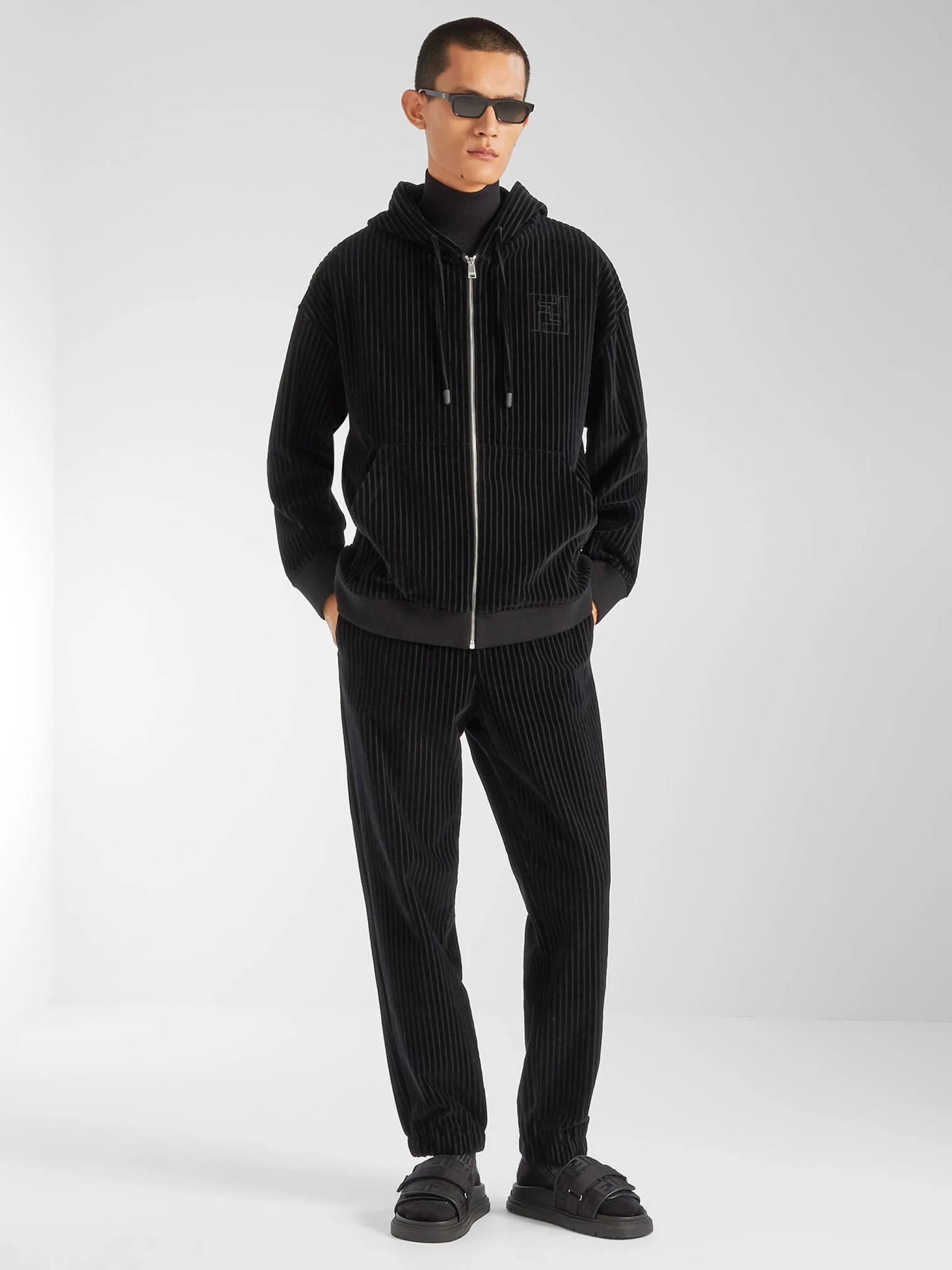 펜디 남성 샌들 SS26 7X1850AOMFF0ABB - 상세 이미지 5