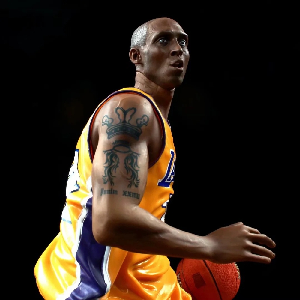 NBA 코비 브라이언트 피규어 33cm 경기 장면 1.6 스케일 소장품 해외판 코비 브라이언트 33cm - 상세 이미지 4