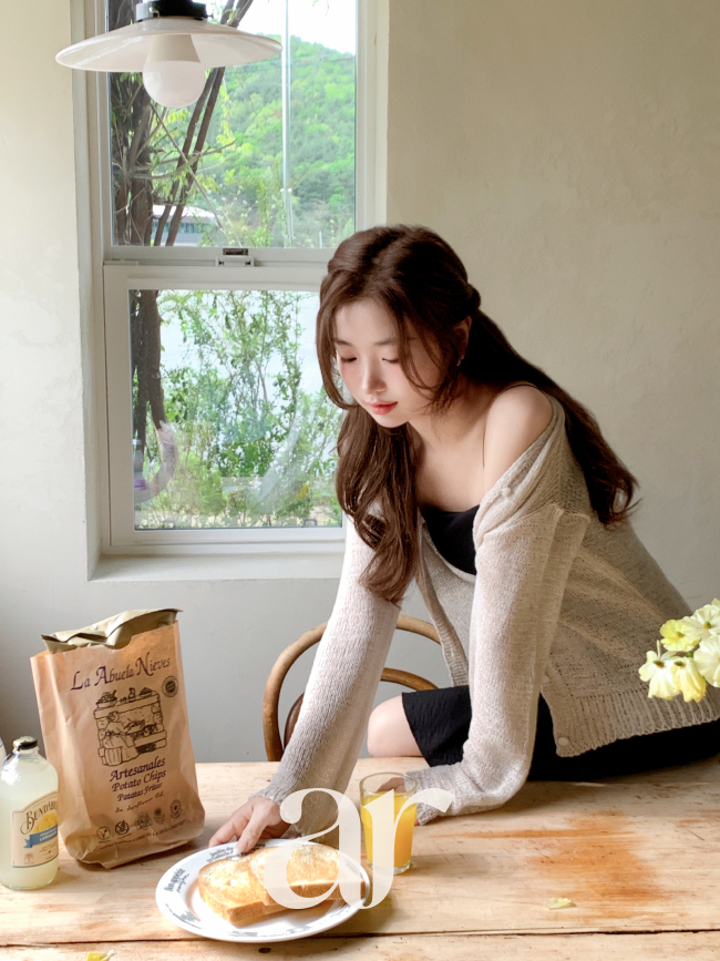 [자체제작] (국내제작) 워셔블 자개 펜던트 브이넥 루즈핏 긴팔 가디건 cd3666 이미지 2