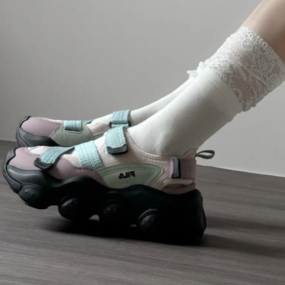 휠라 샌들 아쿠아 워터 슈즈 여름신발 샌드 베이지 블랙 F12W321403F-SD - 상세 이미지 2