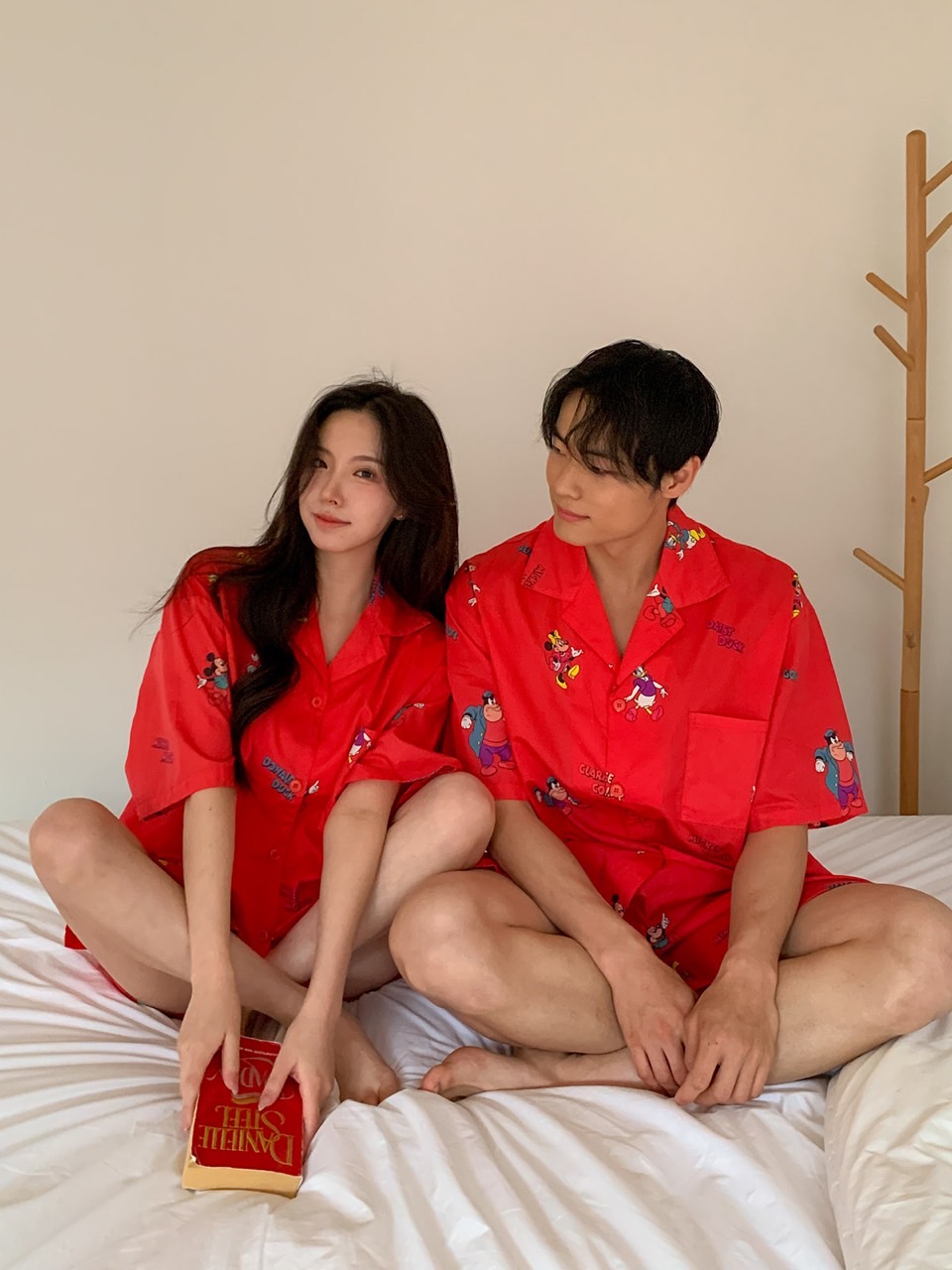 디즈니 프렌즈반팔잠옷세트 커플 신혼 바캉스 홈웨어 파자마 상하의세트 여름 면 편안한 이미지 8
