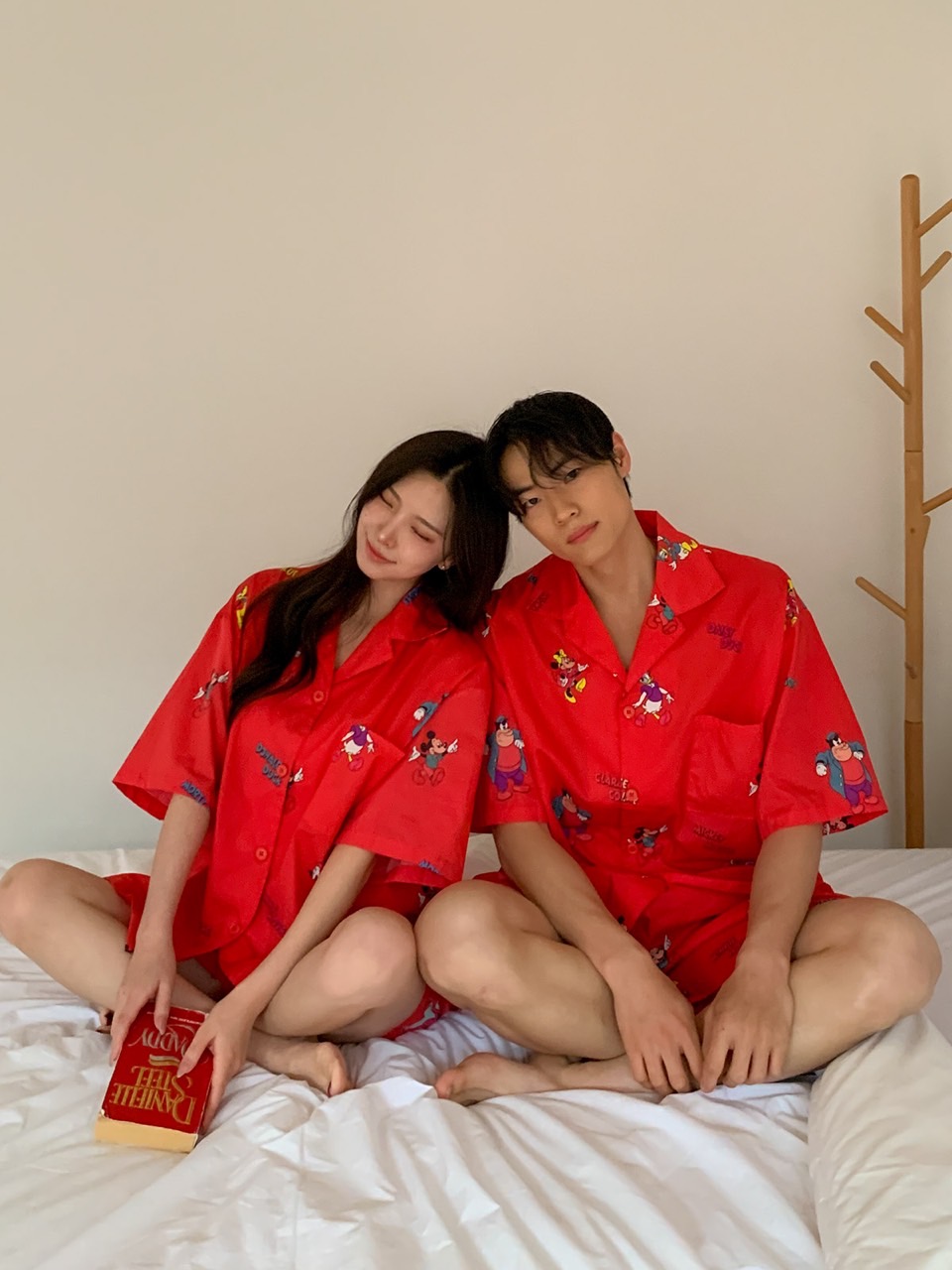 디즈니 프렌즈반팔잠옷세트 커플 신혼 바캉스 홈웨어 파자마 상하의세트 여름 면 편안한 이미지 6