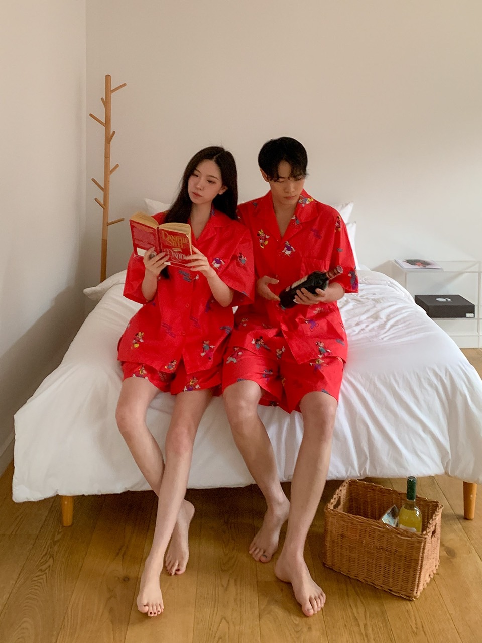 디즈니 프렌즈반팔잠옷세트 커플 신혼 바캉스 홈웨어 파자마 상하의세트 여름 면 편안한 - 상세 이미지 4