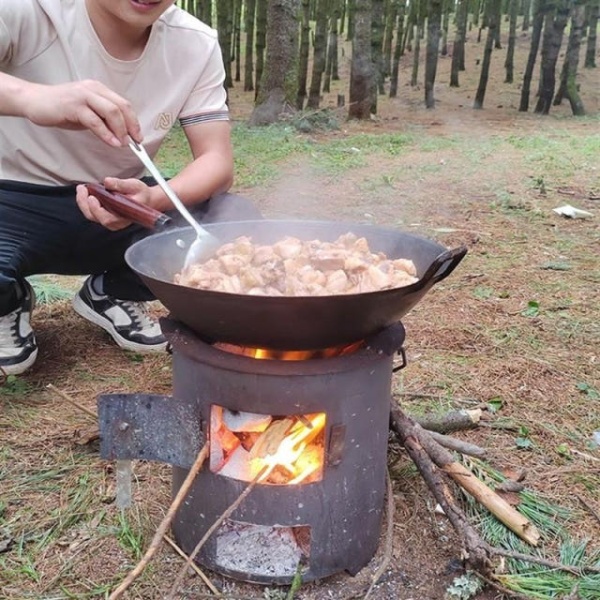 감성 캠핑용 장작 야외 연탄 무쇠 가마솥 화덕 중형 휴대용 스토브 - 상품 이미지