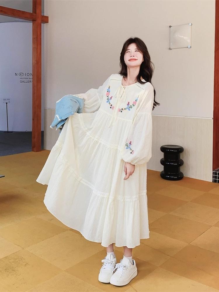 여름 린넨 원피스 에스닉 자수 디자인 휴양지 감성 프릴 배색 통풍 여성용 - 상세 이미지 2