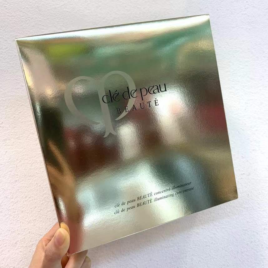 끌레드뽀보떼 마스크팩 꽁상뜨레 일루미나뙤르 루미나투어 수분진정케 6종 세트 - 상품 이미지