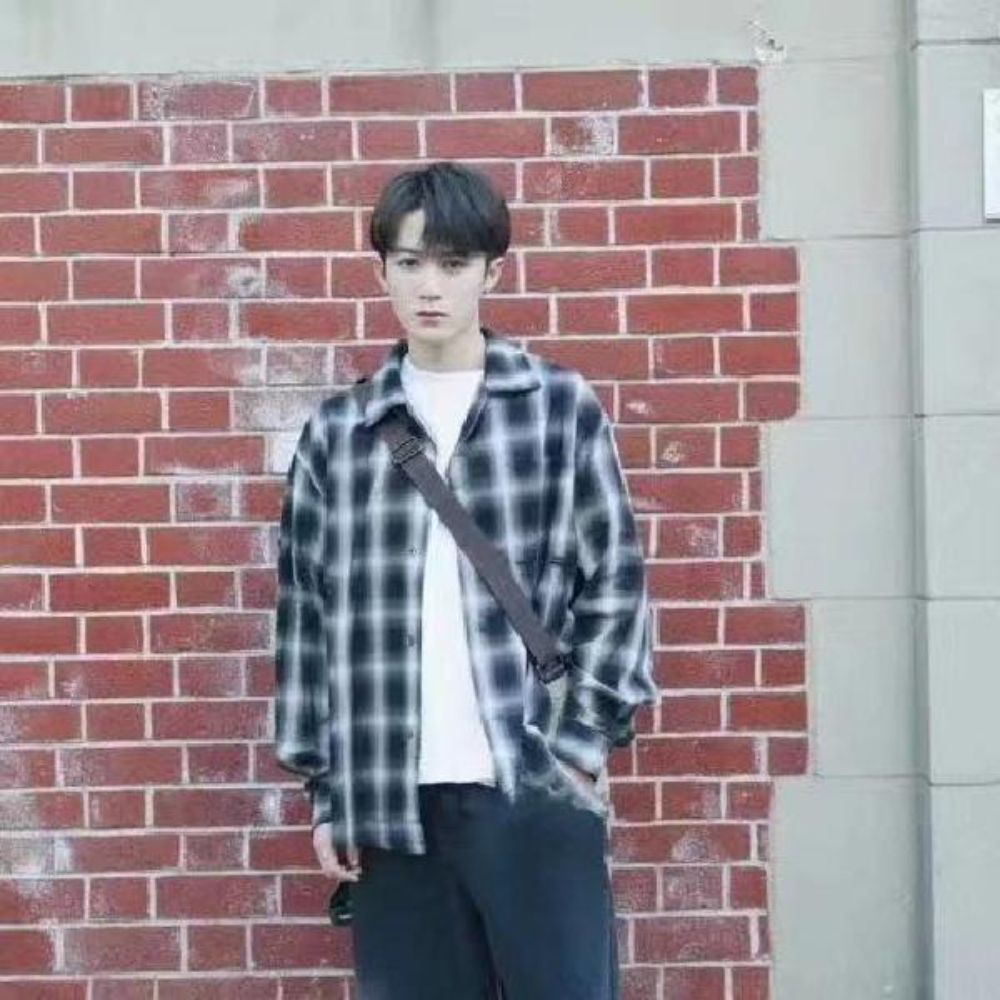 체크남방 일반핏 얼셔츠 간절기 긴팔셔츠 남녀공용 데일리룩 오버핏 반팔 여름 남자 남여공용 블랙 체크 무늬 셔츠 S - 상품 이미지