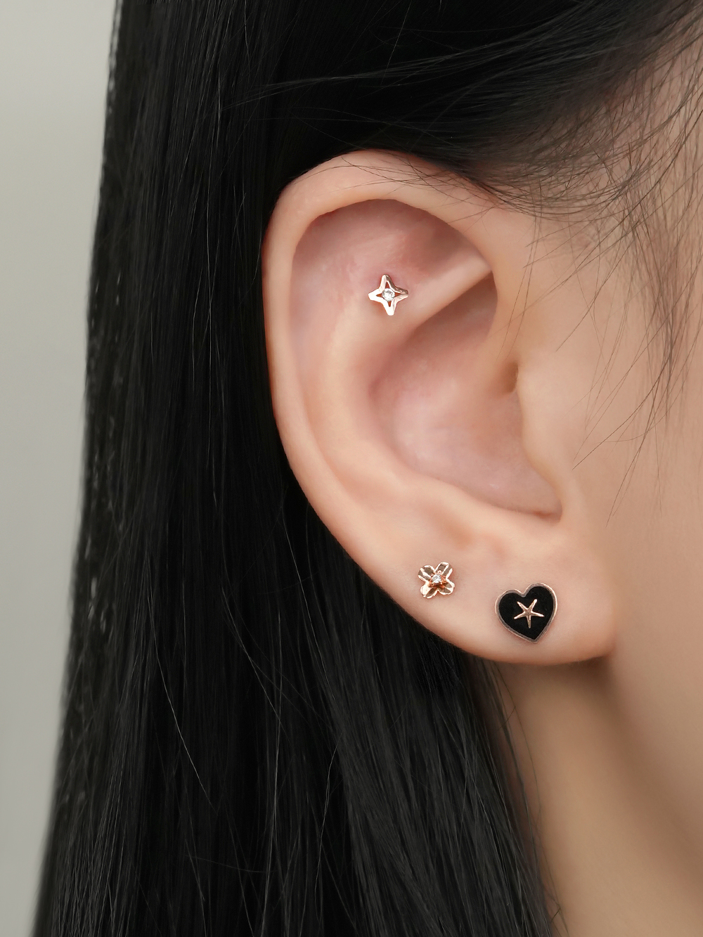 14K 블랙 하트 스타 피어싱 귀걸이 - 상세 이미지 5