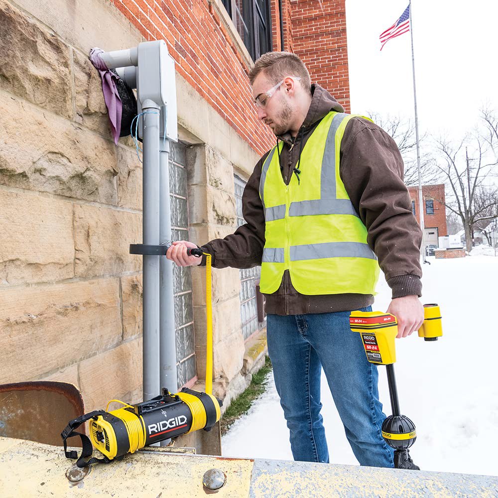 RIDGID 21898 SeekTech ST-305 라인 송신기, 지하 와이어 로케이터 및 트레이서, 주파수 옵션 4개, 연결 방법 3개, 5와트 SeekTech - 상세 이미지 2