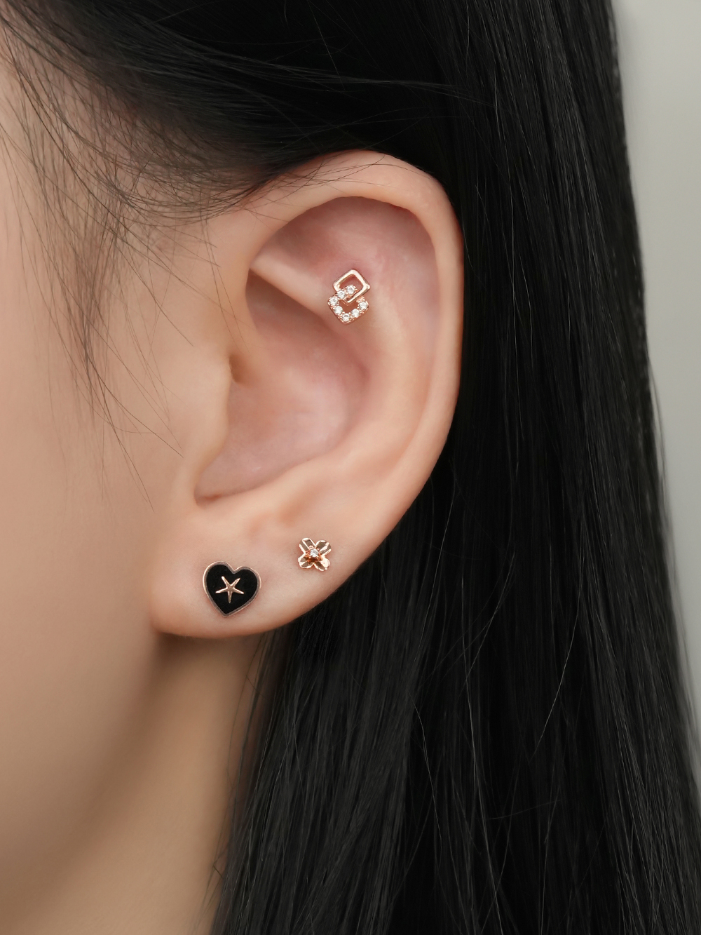 14K 블랙 하트 스타 피어싱 귀걸이 이미지 7