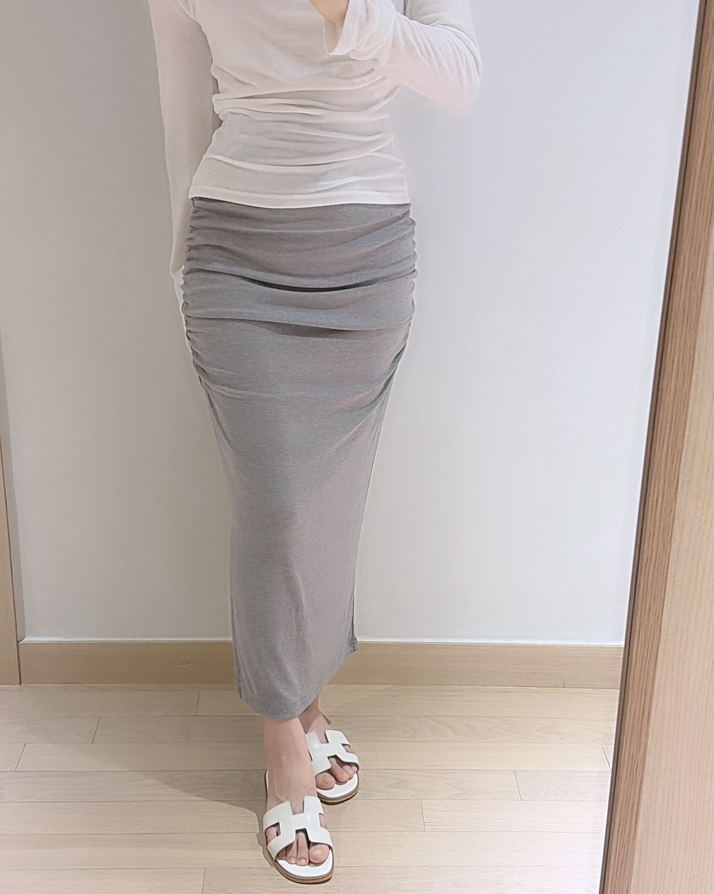 허리밴딩 셔링 옆트임 봄신상 미디 롱 슬림핏 스커트 - 상품 이미지