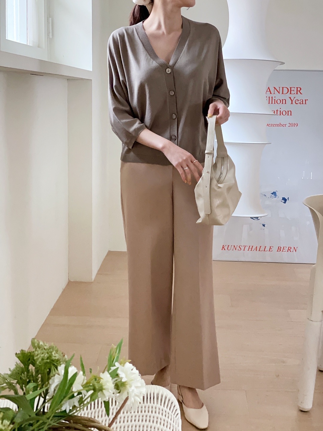 니트벨르 루즈핏 브이넥 반팔 쿨 니트 여름 가디건 - 상품 이미지