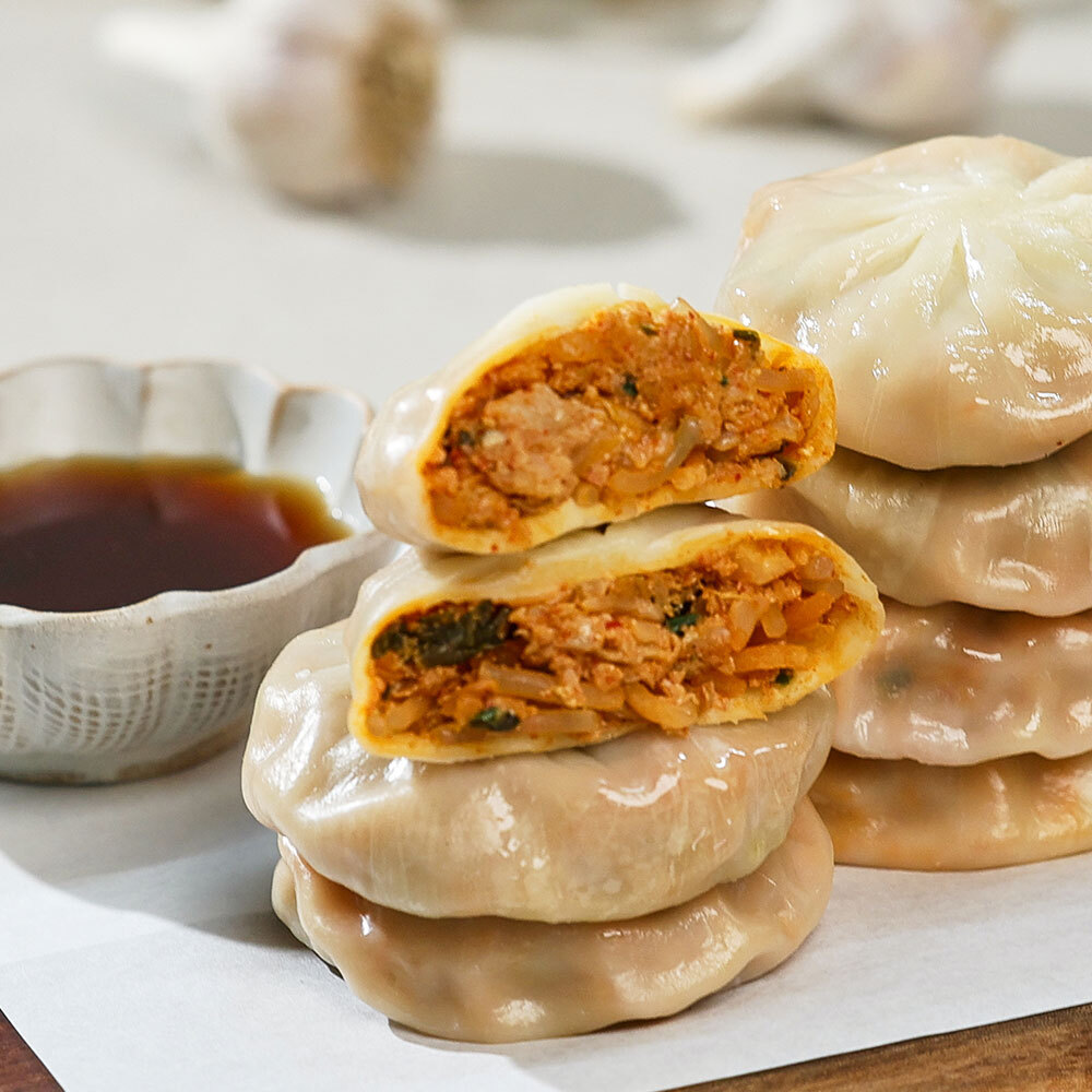 오뚜기냉동식품 육즙가득 겉바속촉 얇은피 호떡쌀 군만두 (고기/김치) 김치만두, 1.2kg, 2개 - 상세 이미지 3