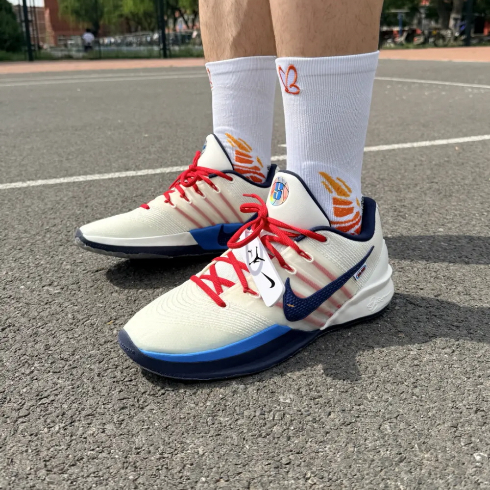 나이키 사브리나3 WNBA 30주년 농구화 화이트 블루 IH1125-100 - 상품 이미지