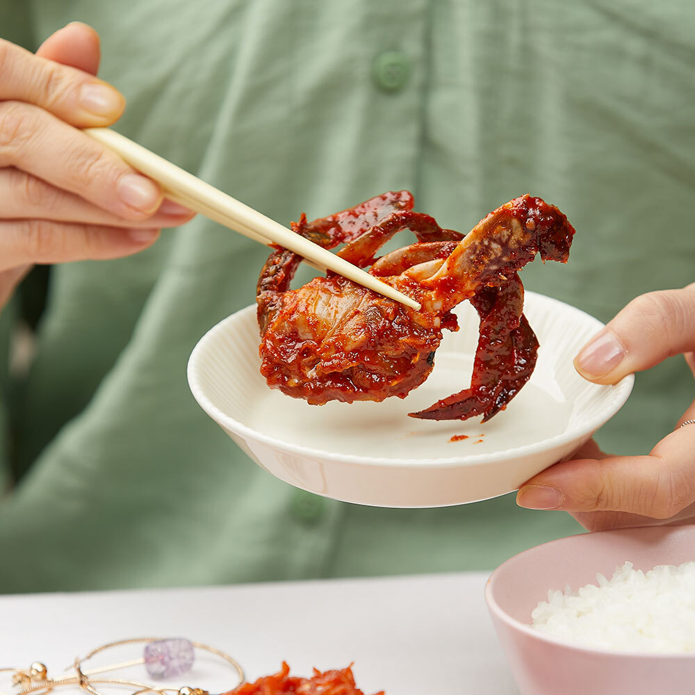 꽃게옥 북한강점 연평도산 살이 꽉 찬 꽃게장 (간장/양념) 양념맛, 1kg, 1개 - 상세 이미지 4