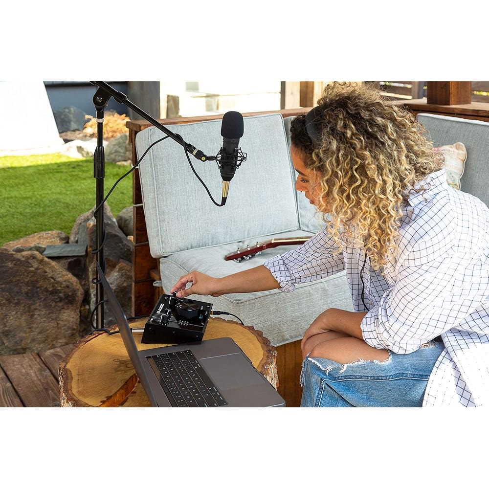 녹화, 팟캐스트, HD 사운드 스트리밍을 위한 M-AUDIO AIR192x4 VSPro USB-C 오디오 인터페이스, XLR 콘덴서 마이크 및 스튜디오 헤드폰 - 상세 이미지 2